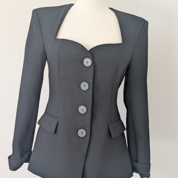 New with tags. Zara structured blazer. Black. Medium. - Picture 4 of 11